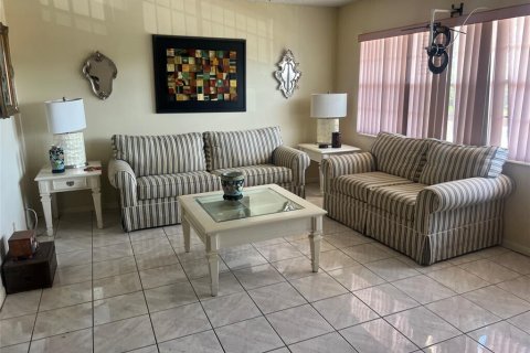 Condo in West Palm Beach, Florida, 1 bedroom  № 1182620 - photo 23