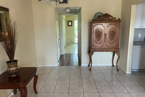 Condo in West Palm Beach, Florida, 1 bedroom  № 1182620 - photo 17