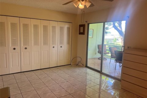 Condo in West Palm Beach, Florida, 1 bedroom  № 1182620 - photo 10