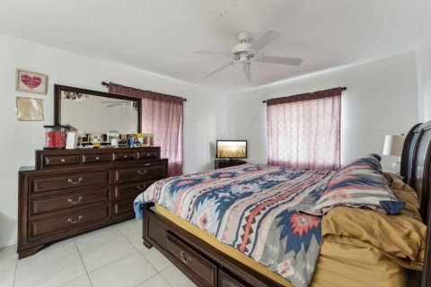 Copropriété à vendre à Deerfield Beach, Floride: 2 chambres, 86.96 m2 № 1182621 - photo 12