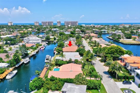 Villa ou maison à louer à Fort Lauderdale, Floride: 3 chambres, 222.13 m2 № 868634 - photo 13