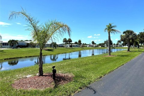 Terreno en venta en North Port, Florida № 1301100 - foto 2