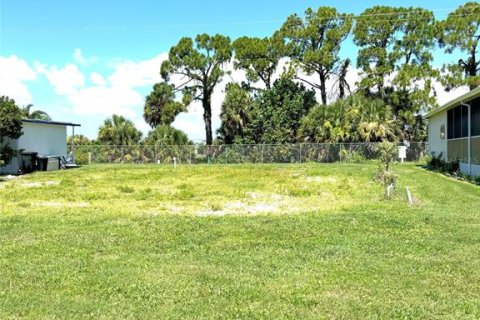 Terreno en venta en North Port, Florida № 1301100 - foto 4