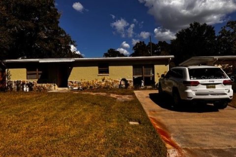 Villa ou maison à louer à Pinellas Park, Floride: 3 chambres, 124.49 m2 № 1378211 - photo 2