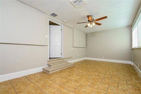 Villa ou maison à louer à Sarasota, Floride: 3 chambres, 121.7 m2 № 1378212 - photo 10