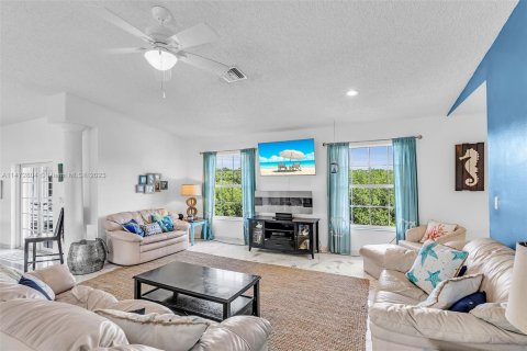 Villa ou maison à vendre à Key Largo, Floride: 5 chambres, 407.38 m2 № 782904 - photo 28