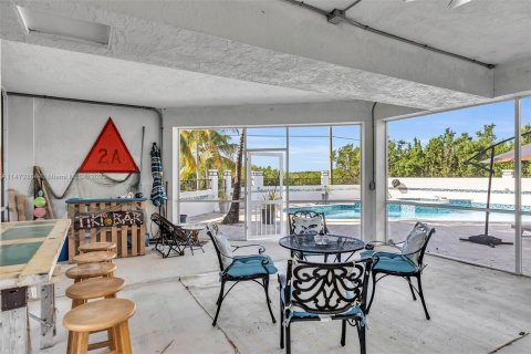 Villa ou maison à vendre à Key Largo, Floride: 5 chambres, 407.38 m2 № 782904 - photo 17