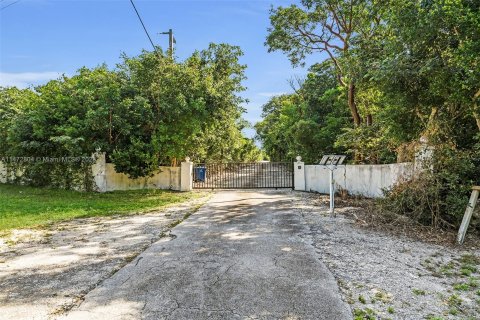Villa ou maison à vendre à Key Largo, Floride: 5 chambres, 407.38 m2 № 782904 - photo 6