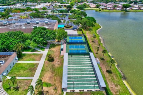 Condo in Delray Beach, Florida, 2 bedrooms  № 1216234 - photo 2