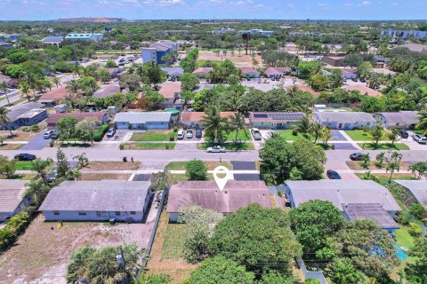 Villa ou maison à vendre à Deerfield Beach, Floride: 4 chambres, 130.43 m2 № 1216236 - photo 8