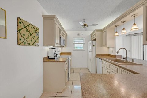 House in Jupiter, Florida 2 bedrooms, 143.07 sq.m. № 1182001 - photo 21