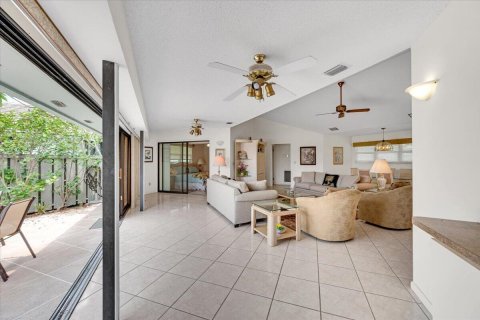 Villa ou maison à vendre à Jupiter, Floride: 2 chambres, 143.07 m2 № 1182001 - photo 25