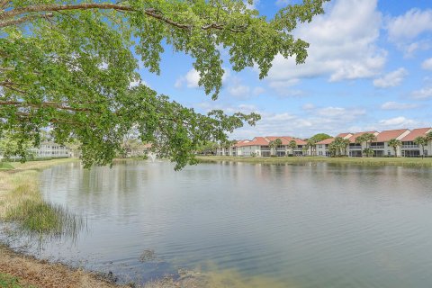 Condo in Palm Beach Gardens, Florida, 2 bedrooms  № 1182037 - photo 2