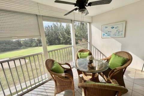 Copropriété à vendre à Pompano Beach, Floride: 1 chambre, 83.61 m2 № 1377232 - photo 17