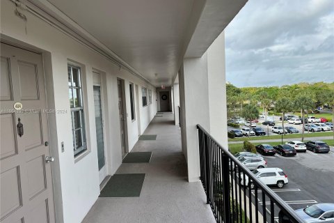 Copropriété à vendre à Pompano Beach, Floride: 1 chambre, 83.61 m2 № 1377232 - photo 21