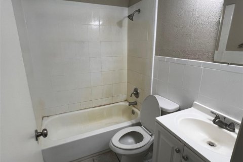 Casa en venta en Orlando, Florida, 4 dormitorios, 215.25 m2 № 1394014 - foto 11