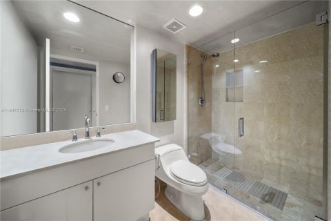 Condo in Key Biscayne, Florida, 3 bedrooms  № 1330426 - photo 22