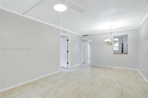 Condo in Margate, Florida, 1 bedroom  № 1292167 - photo 10