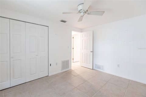 House in Port Charlotte, Florida 2 bedrooms, 124.4 sq.m. № 1287457 - photo 29