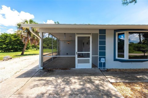 Villa ou maison à vendre à Port Charlotte, Floride: 2 chambres, 124.4 m2 № 1287457 - photo 5