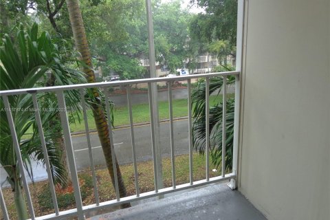 Condominio en venta en North Miami, Florida, 1 dormitorio, 62.52 m2 № 741457 - foto 19