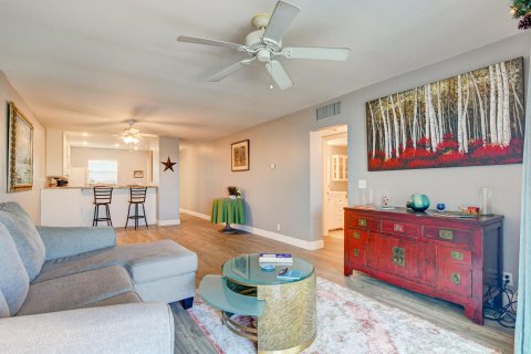 Condominio en venta en Lake Worth, Florida, 1 dormitorio, 79.99 m2 № 195188 - foto 20