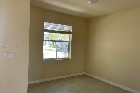 Condominio en venta en Homestead, Florida, 2 dormitorios, 119.84 m2 № 804307 - foto 18