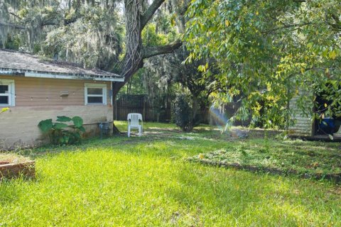 House in Tampa, Florida 2 bedrooms, 132.85 sq.m. № 1349411 - photo 17