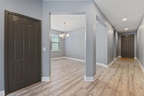 Villa ou maison à vendre à Tampa, Floride: 5 chambres, 328.6 m2 № 1339562 - photo 3