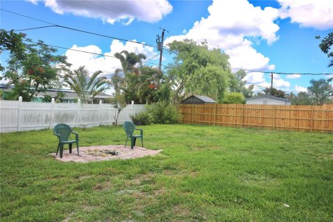 House in Port Charlotte, Florida 3 bedrooms, 87.89 sq.m. № 536399 - photo 16