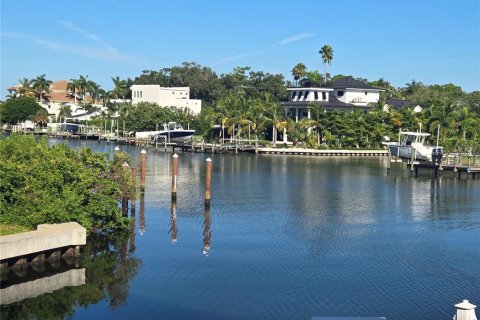 Condo in Sarasota, Florida, 2 bedrooms  № 1337818 - photo 6