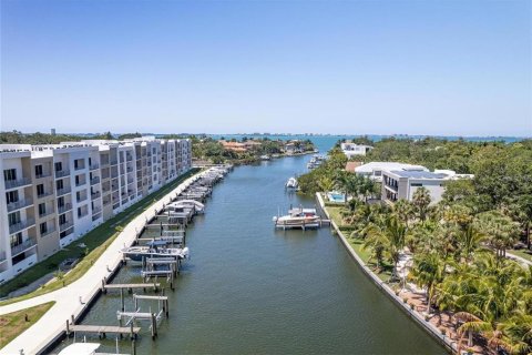 Condominio en alquiler en Sarasota, Florida, 2 dormitorios, 126.25 m2 № 1337818 - foto 9