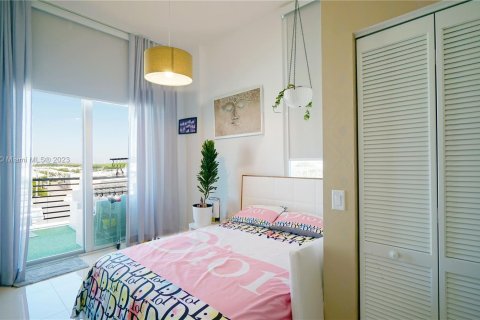 Condominio en venta en Doral, Florida, 3 dormitorios, 140.65 m2 № 712029 - foto 13