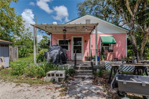 House in Davenport, Florida 2 bedrooms, 53.14 sq.m. № 1340673 - photo 1