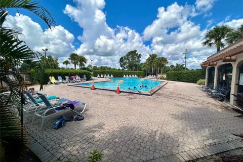 Villa ou maison à vendre à Kissimmee, Floride: 2 chambres, 104.33 m2 № 1339889 - photo 22