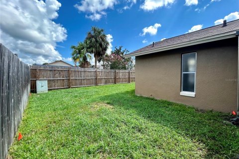 Villa ou maison à vendre à Kissimmee, Floride: 2 chambres, 104.33 m2 № 1339889 - photo 19