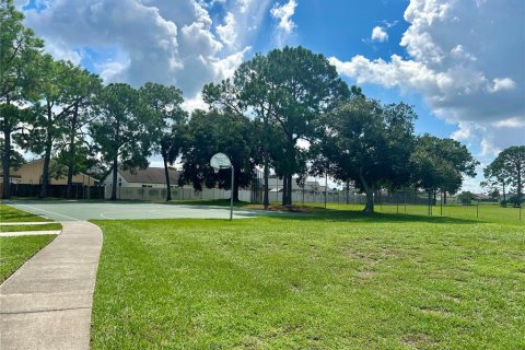 Villa ou maison à vendre à Kissimmee, Floride: 2 chambres, 104.33 m2 № 1339889 - photo 24