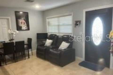 Casa en venta en Tampa, Florida, 3 dormitorios, 126.07 m2 № 1377931 - foto 3