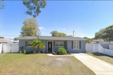 Villa ou maison à vendre à Tampa, Floride: 3 chambres, 126.07 m2 № 1377931 - photo 1