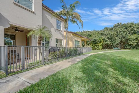 Adosado en venta en Palm Beach Gardens, Florida, 3 dormitorios, 151.06 m2 № 878519 - foto 10