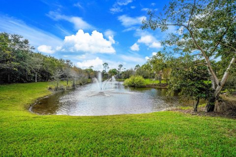 Touwnhouse à vendre à Palm Beach Gardens, Floride: 3 chambres, 151.06 m2 № 878519 - photo 15