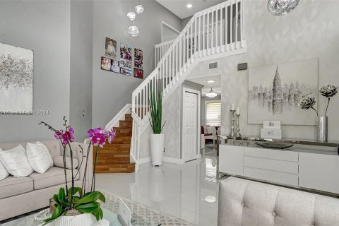 Villa ou maison à vendre à Miramar, Floride: 4 chambres, 203.55 m2 № 1185635 - photo 14