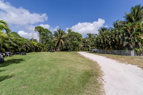 Villa ou maison à vendre à West Palm Beach, Floride: 4 chambres, 284.28 m2 № 810410 - photo 7