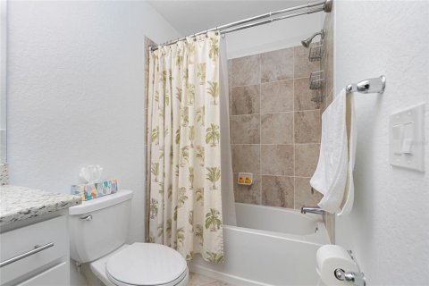 Condo in Punta Gorda, Florida, 2 bedrooms  № 1016635 - photo 25