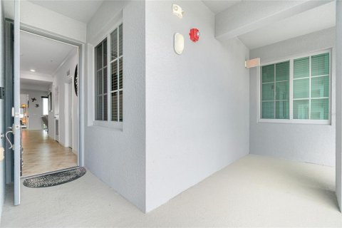 Condo in Punta Gorda, Florida, 2 bedrooms  № 1016635 - photo 4