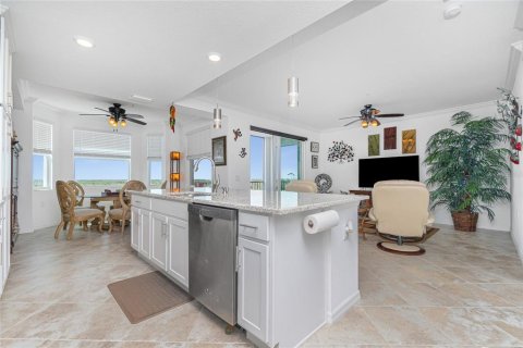 Copropriété à vendre à Punta Gorda, Floride: 2 chambres, 111.3 m2 № 1016635 - photo 15