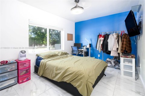 Villa ou maison à vendre à Miami, Floride: 4 chambres, 105.35 m2 № 1377231 - photo 20