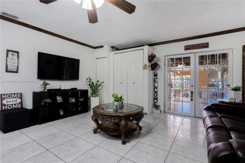 Villa ou maison à vendre à Miami Gardens, Floride: 3 chambres, 107.95 m2 № 1377187 - photo 14