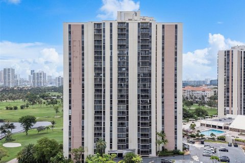 Condo in Aventura, Florida, 2 bedrooms  № 1178750 - photo 2