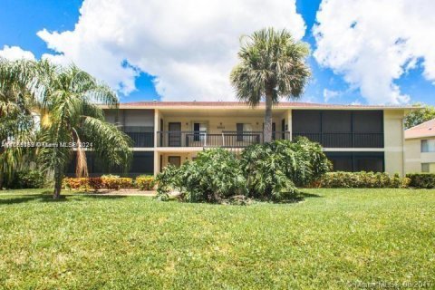 Condo in Jupiter, Florida, 2 bedrooms  № 1380107 - photo 1